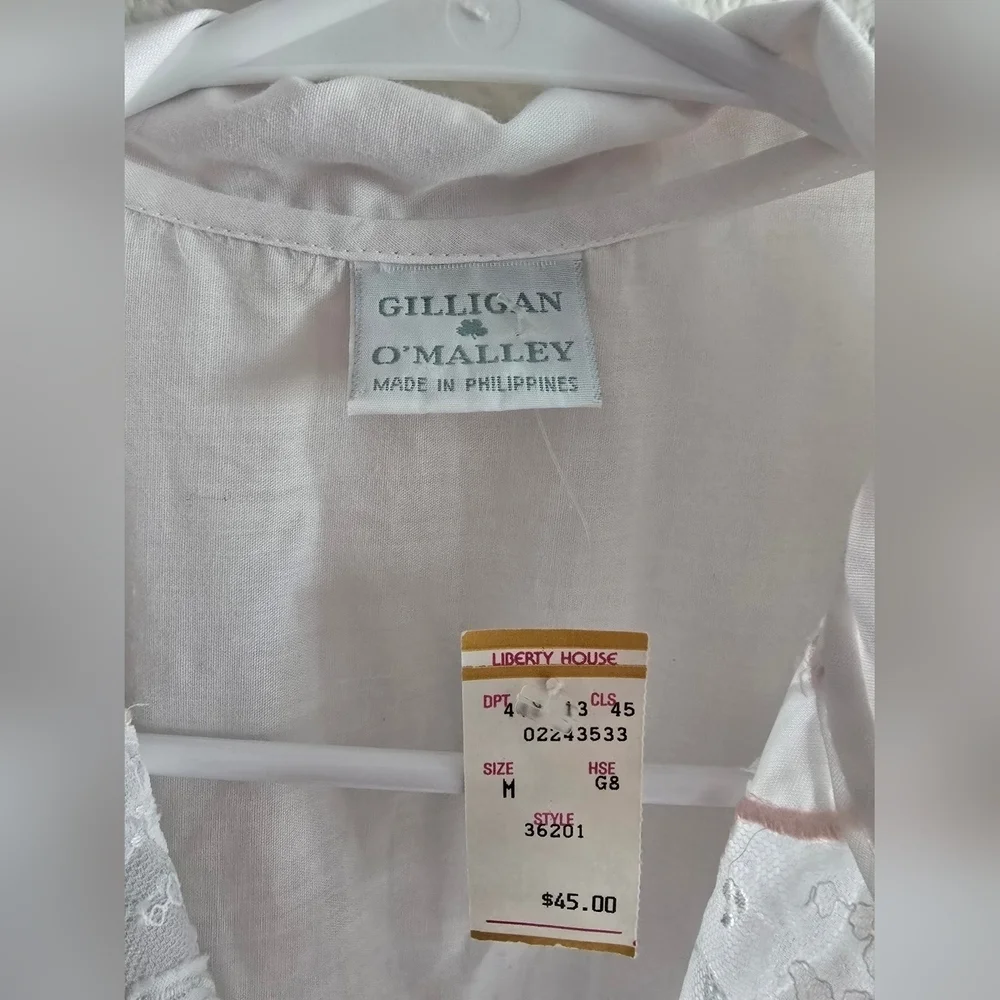 Gilligan & O'Malley White Pajama Top Short Sleeves
